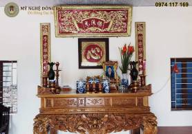 Bộ hoành phi câu đối bằng đồng KT 1m76 chất liệu đồng vàng nền đỏ